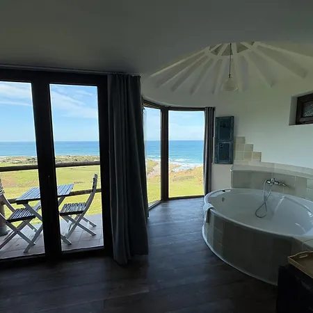 Punta Linera Guest house *